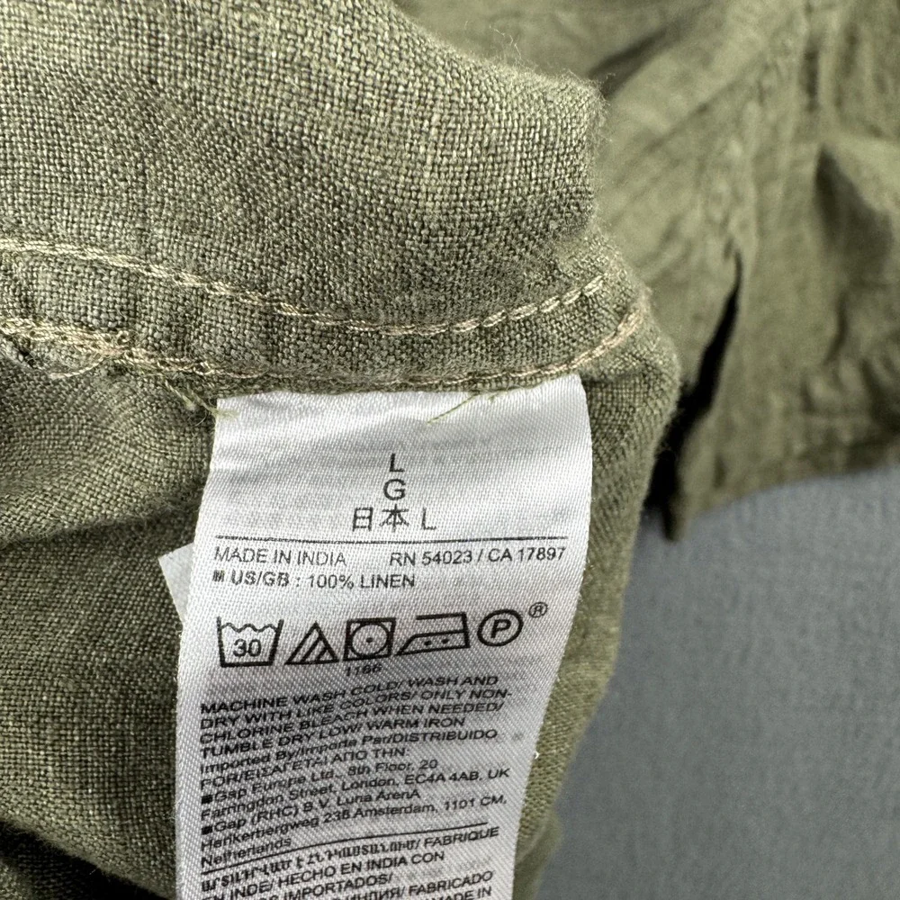 Banana Republic brand banana